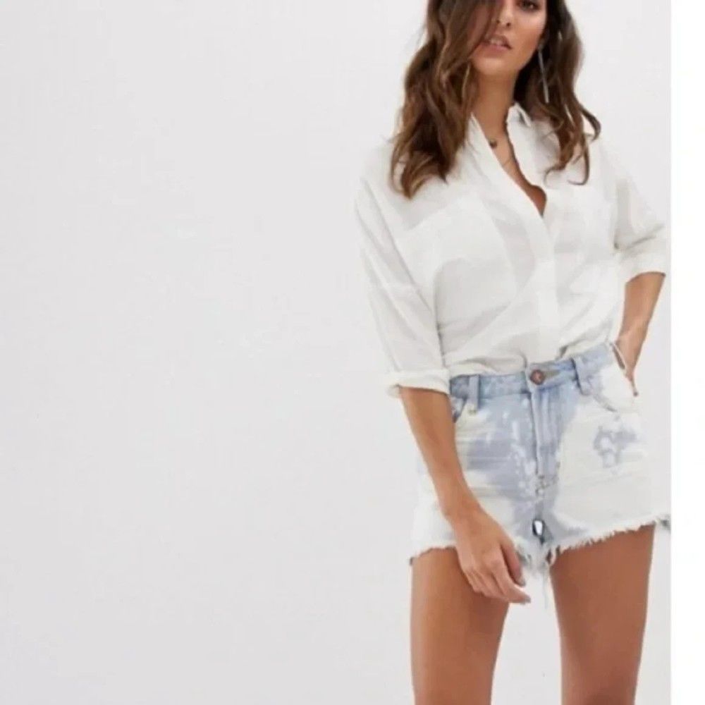 ONE TEASPOON Bonita Bleach‎ Distressed Shorts Sz 26
